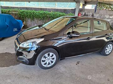 Peugeot 208 1600 diesel 75CV