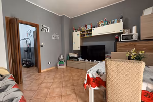 Rivoli - al piano rialzato - Zona Centro Storico