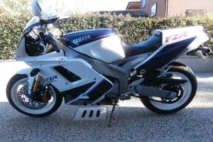Yamaha FZR 1000 - 1991