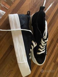 Sneaker