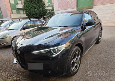 Alfa Romeo Stelvio black line 2.2. Q4