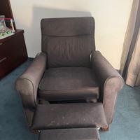 Poltrona IKEA marrone – da pulire,