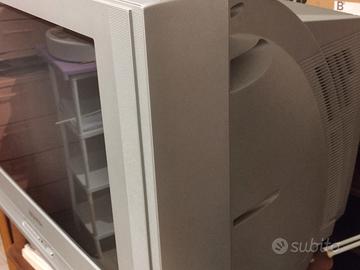 Televisore Samsung 32" tubo catodico