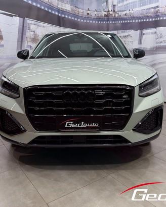 AUDI Q2 35 TDI S tronic Identity Black FULL-LED