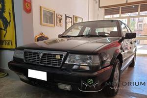 Lancia Thema 8.32 ferrari 32v 215cv