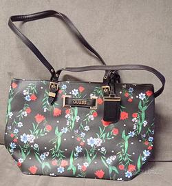 Borsa guess con outlet fiori