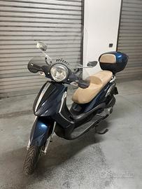 Piaggio Beverly Tourer 300