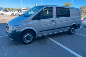 Mercedes Vito Mixto