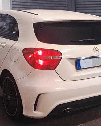 Mercedes A180d AMG Premium Night 