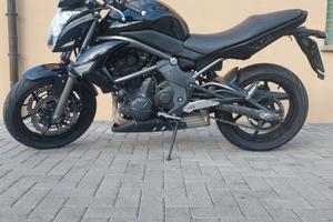 KAWASAKI ER6N 2010