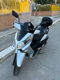 Sym Citycom 300i grigio chiaro metallizzato
