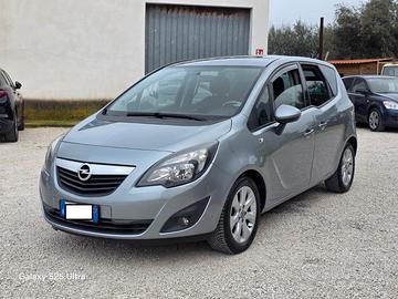 Opel Meriva 1.3 CDTI 95CV ecoFLEX Cosmo