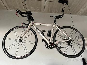 Bici corsa carbonio Scott addict r4