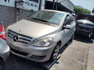 MERCEDES CLASSE B 2.0 TD 2008 640941  PER RICAMBI