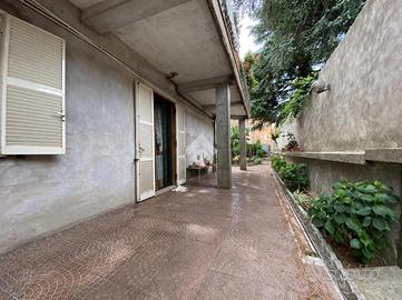 3 LOCALI A SAN CESAREO