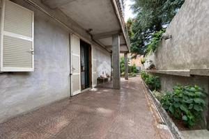 3 LOCALI A SAN CESAREO
