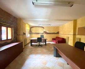 NEGOZIO A PISTOIA