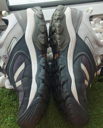 scarpe da montagna 