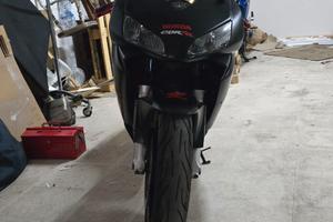 Honda cbr 600 rr