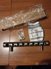 Portabottiglie a parete in acciaio satinato