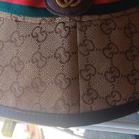 Cappello di gucci