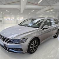 Volkswagen Passat Variant 2.0 tdi Executive 200cv