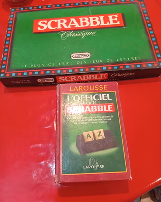 Gioco Scrabble più libro L'Officiel vintage.