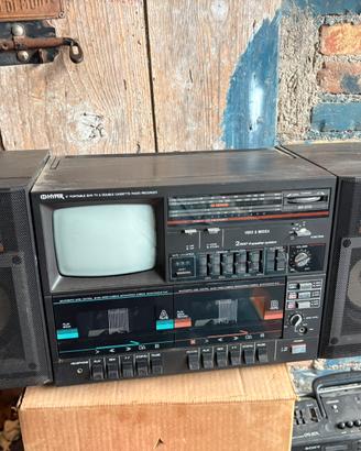 Boombox vintage con TV integrata Hyper anni 80