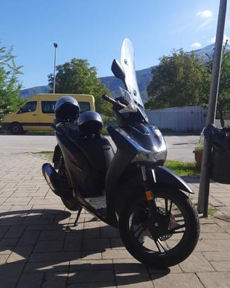 Honda  sh 150  anno 2023