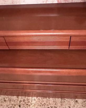 Cassettiera in legno massiccio con doppio piano