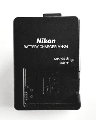 Caricatore Nikon Mh 24