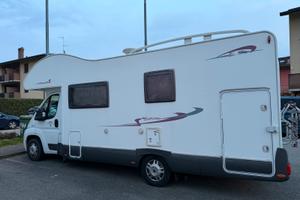 Camper Mandardato Rimor 89TC accessoriato