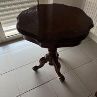 Tavolino in legno