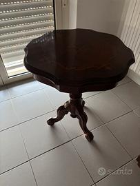 Tavolino in legno