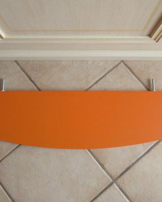 Mensola, complete di reggi mensola. No spedizione.