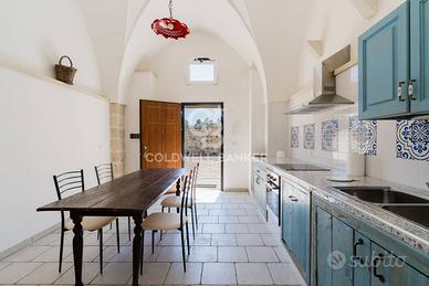 Casa indipendente - Cutrofiano