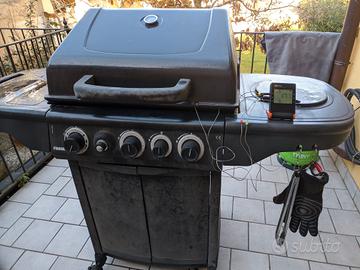 BBQ a gas , 3 fuochi più  fornello laterale