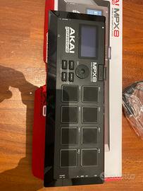 Akai MPX8
