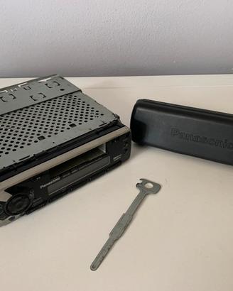 Autoradio a cassette Panasonic