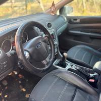 Ford fucos berlina