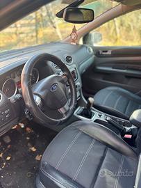 Ford fucos berlina
