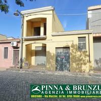 Baratili s pietro - locale comm.le + casa