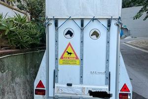 TRAILER PER TRASPORTO CAVALLI