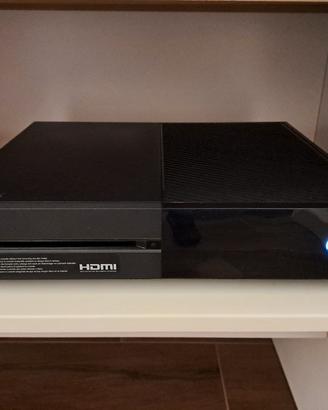 Xbox One 1Tb + Controller + Giochi