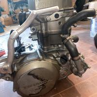 Blocco motore crf 450 2004
