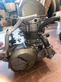 Blocco motore crf 450 2004