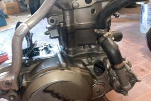 Blocco motore crf 450 2004