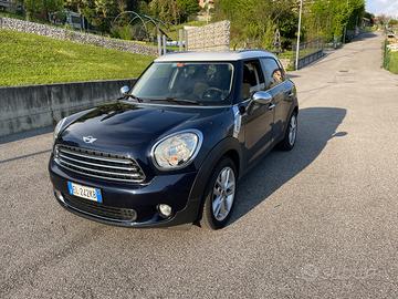 Mini Countryman 2.0 D Cooper automatica