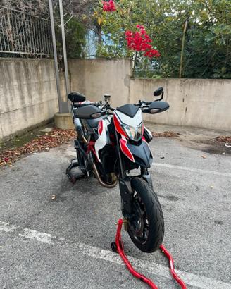 Hypermotard 821 sp