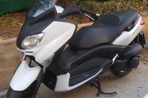Yamaha X-Max 250 - 2011